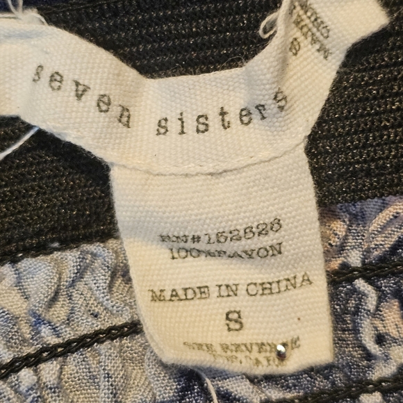 Seven7 Floral Off-Shoulder Blouse - Navy and Light Blue - Picture 10 of 10